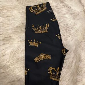 Sexy/Beautiful, Victoria Secret Sport black leggings Pants . Brand New Size XS .